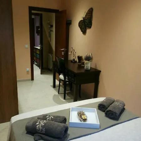 Teia Apartment Girona